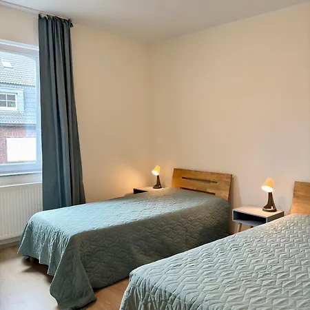 Apartment 4 Rooms, Free Parking, 25 Min To Duesseldorf, 100 Mbps Wlan Duisburg