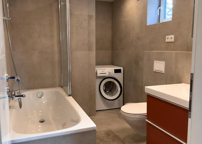 Appartement 4 Rooms, Free Parking, 25 Min To Duesseldorf, 100 Mbps Wlan Duisburg