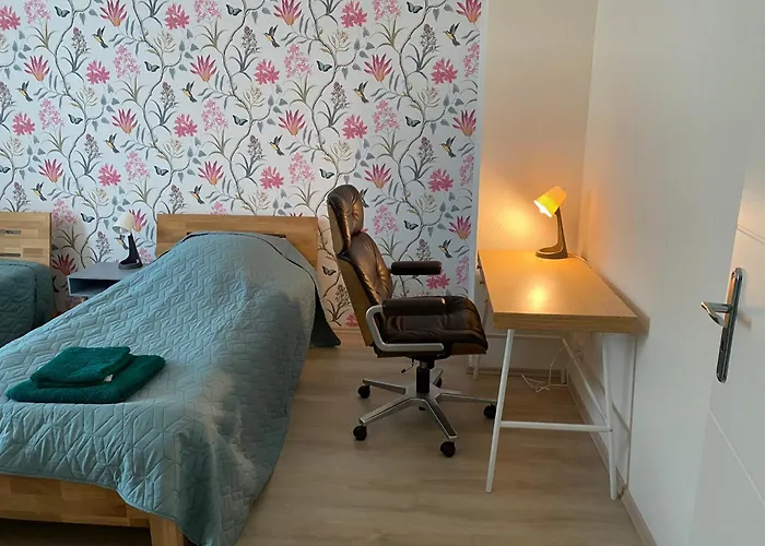 Appartement 4 Rooms, Free Parking, 25 Min To Duesseldorf, 100 Mbps Wlan Duisburg